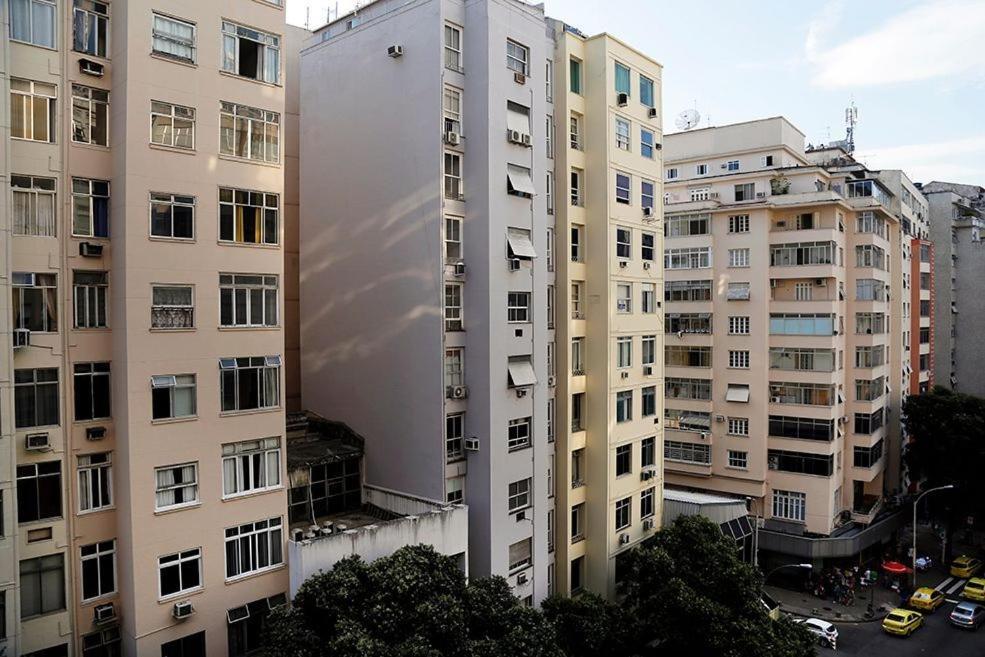 Estiloso 3 quartos para 6 pessoas no posto 5 em Copacabana! Rio de Janeiro Exterior foto